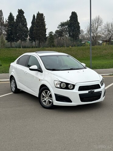Chevrolet Aveo-3