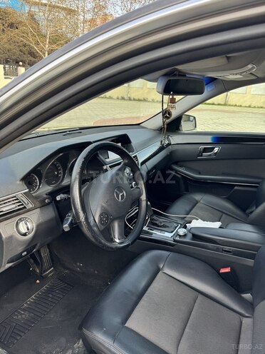 Mercedes E 200 d 2009, 385,000 km - 2.2 l - Bakı