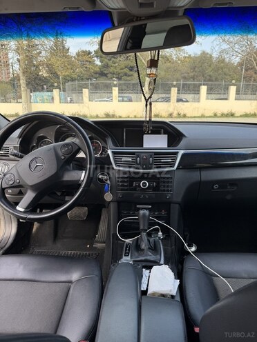 Mercedes E 200 d 2009, 385,000 km - 2.2 l - Bakı