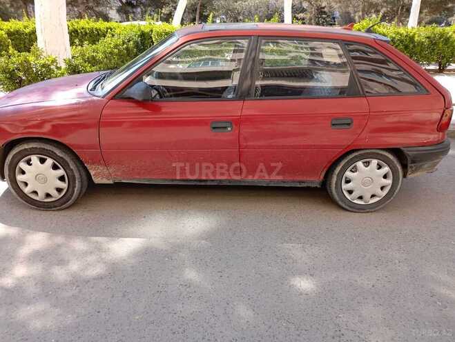 Opel Astra 1992, 380,000 km - 1.8 l - Bakı
