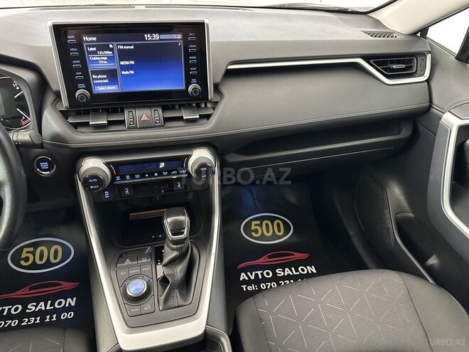 Toyota RAV4-13