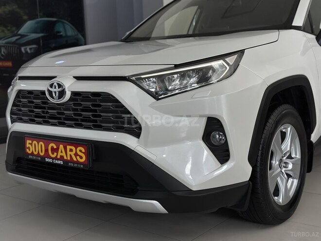 Toyota RAV4-4