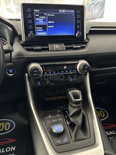 Toyota RAV4-15