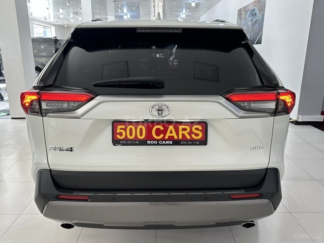 Toyota RAV4-20