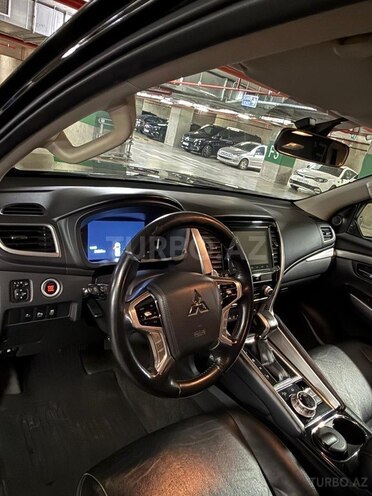 Mitsubishi Pajero Sport 2020, 129,000 km - 3.0 l - Bakı