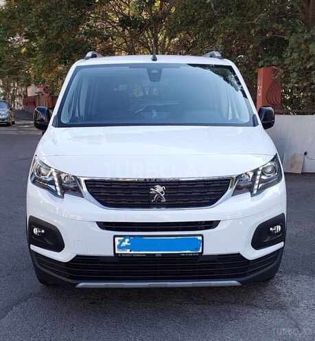 Peugeot Rifter 2024, 43,800 km - 1.6 л - Bakı