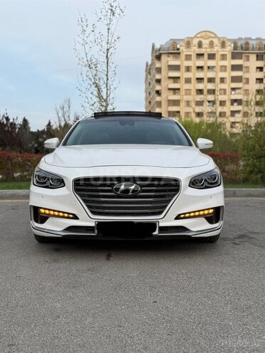 Hyundai Grandeur-1