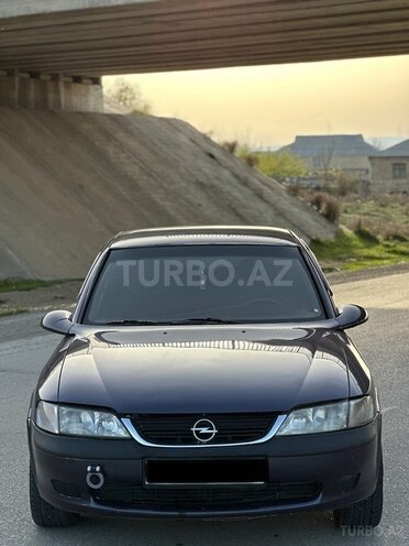 Opel Vectra 1996, 256,000 km - 1.8 l - Sumqayıt