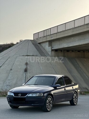 Opel Vectra 1996, 256,000 km - 1.8 l - Sumqayıt