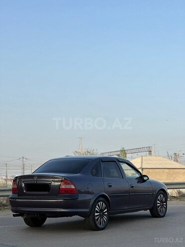 Opel Vectra 1996, 256,000 km - 1.8 l - Sumqayıt