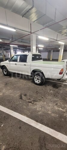 Mitsubishi L200 1999, 225,000 km - 2.5 л - Bakı