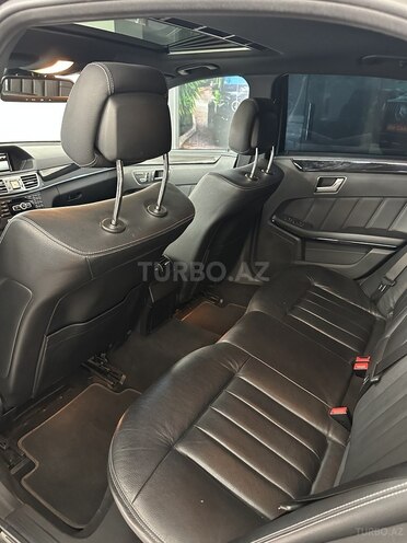 Mercedes E 220 d-8