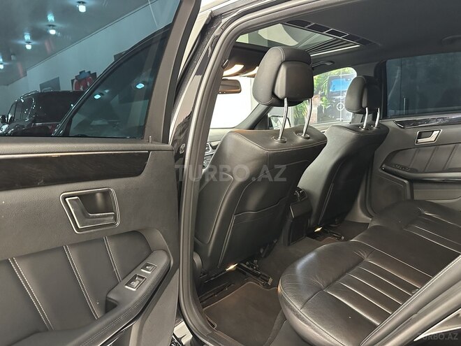 Mercedes E 220 d-9