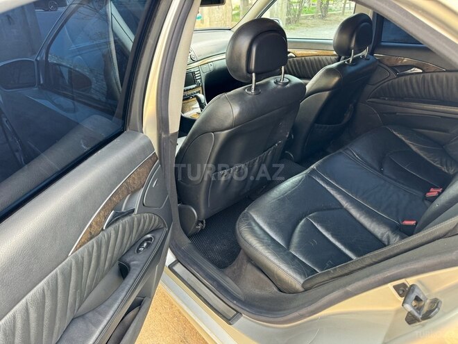 Mercedes E 220 d 2004, 391,000 km - 2.2 l - Bakı
