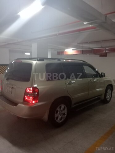 Toyota Highlander 2003, 239,000 km - 2.4 l - Bakı