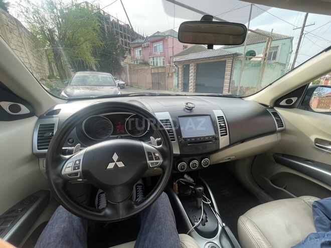 Mitsubishi Outlander 2007, 390,000 km - 3.0 л - Bakı