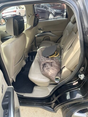 Mitsubishi Outlander 2007, 390,000 km - 3.0 л - Bakı