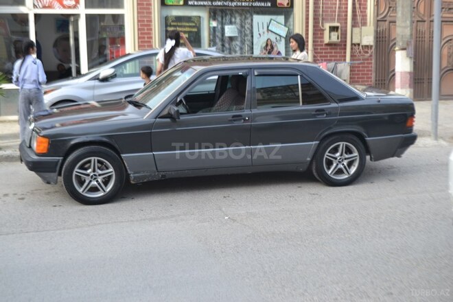 Mercedes 190 1991, 381,745 km - 2.0 л - Bakı