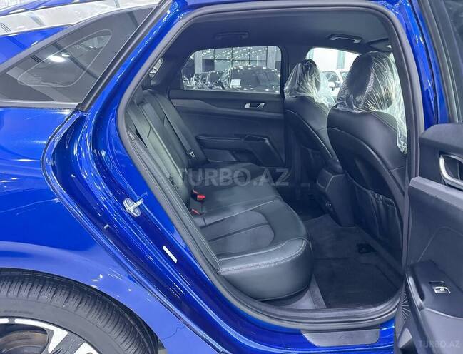 Kia K5-13