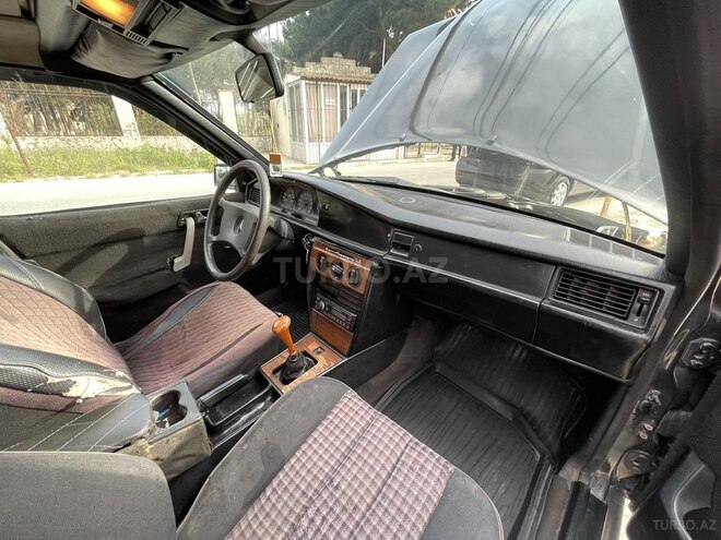 Mercedes 190 1991, 280,000 km - 2.0 l - Bakı