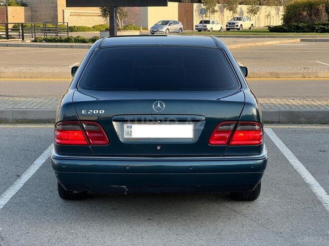 Mercedes E 200 1998, 290,677 km - 2.0 l - Bakı