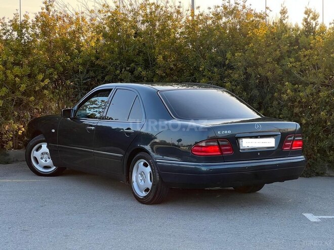 Mercedes E 200 1998, 290,677 km - 2.0 l - Bakı
