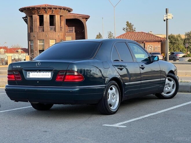 Mercedes E 200 1998, 290,677 km - 2.0 l - Bakı