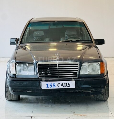 Mercedes E 200 1995, 286,734 km - 2.0 l - Bakı