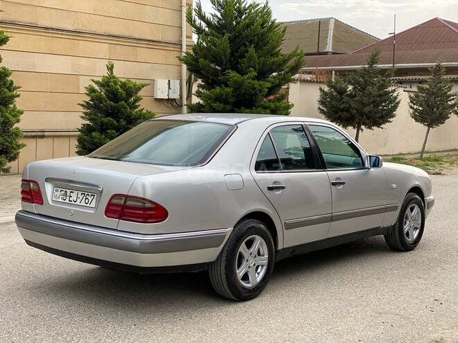 Mercedes E 230 1997, 350,000 km - 2.3 l - Bakı