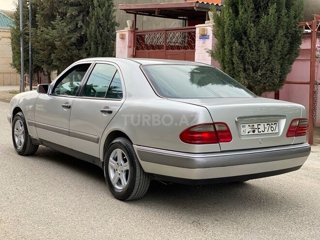 Mercedes E 230 1997, 350,000 km - 2.3 l - Bakı