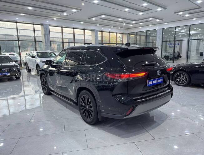 Toyota Highlander 2024, 31,200 km - 2.5 l - Bakı