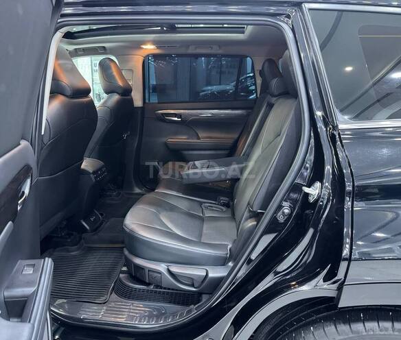 Toyota Highlander 2024, 31,200 km - 2.5 l - Bakı