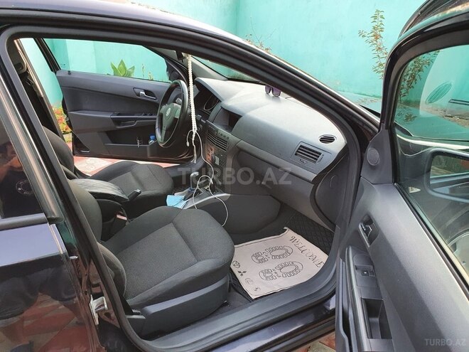 Opel Astra 2007, 180,000 km - 1.8 l - Bakı