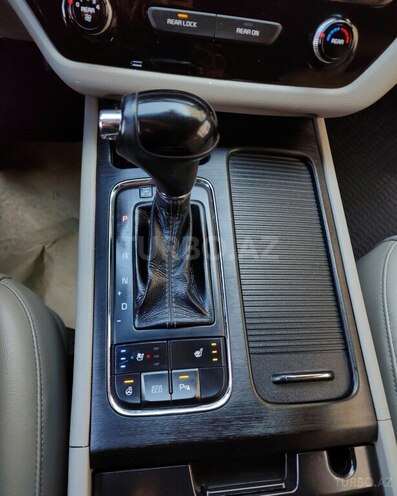 Kia Carnival 2016, 240,500 km - 2.2 l - Bakı