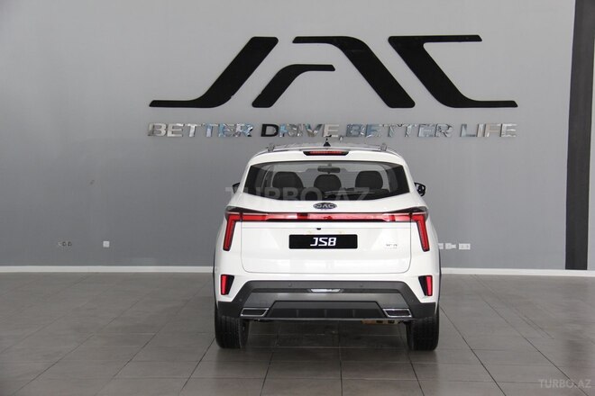 JAC JS8-18