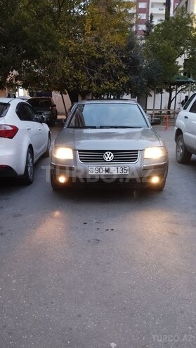 Volkswagen Passat 2002, 300,000 km - 1.8 l - Bakı