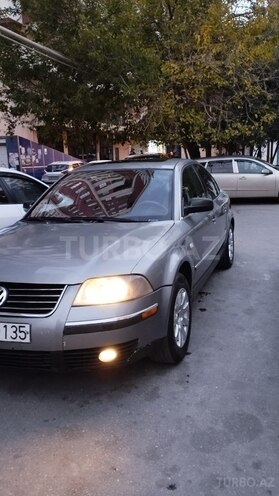 Volkswagen Passat 2002, 300,000 km - 1.8 l - Bakı