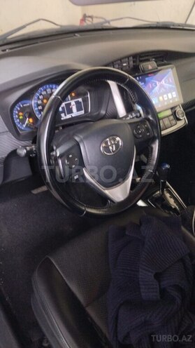 Toyota Corolla Fielder 2015, 200,000 km - 1.5 l - Bakı