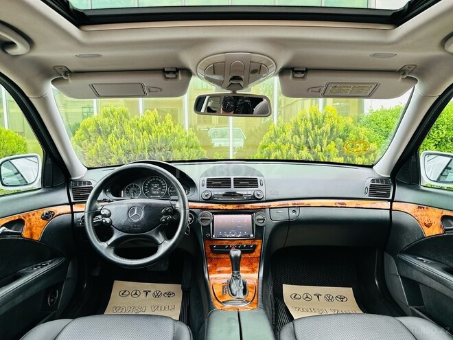 Mercedes E 200 2007, 297,000 km - 1.8 l - Bakı