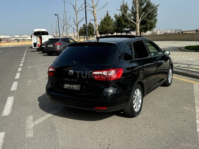 SEAT Ibiza-11