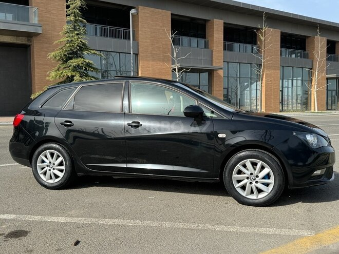 SEAT Ibiza-10