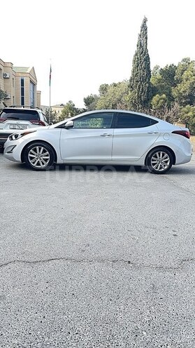 Hyundai Elantra 2015, 143,232 km - 1.8 l - Bakı