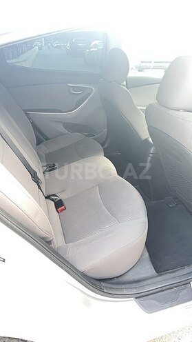 Hyundai Elantra 2015, 143,232 km - 1.8 l - Bakı