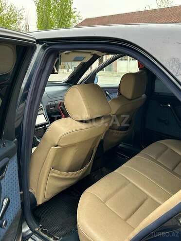 Mercedes C 180 1993, 124,456 km - 1.8 л - Şəki