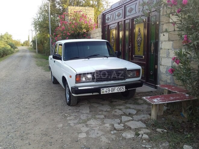 LADA (VAZ) 2107 2003, 24,438 km - 1.6 l - Saatlı