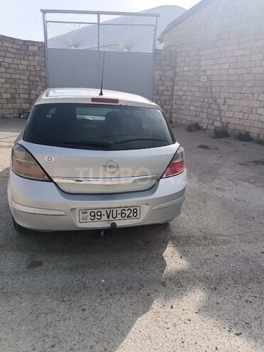Opel Astra 2009, 243,000 km - 1.4 l - Bakı
