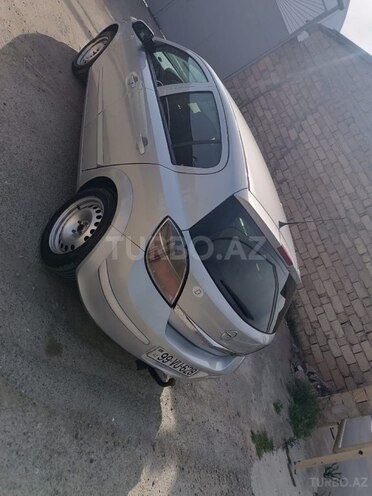 Opel Astra 2009, 243,000 km - 1.4 l - Bakı