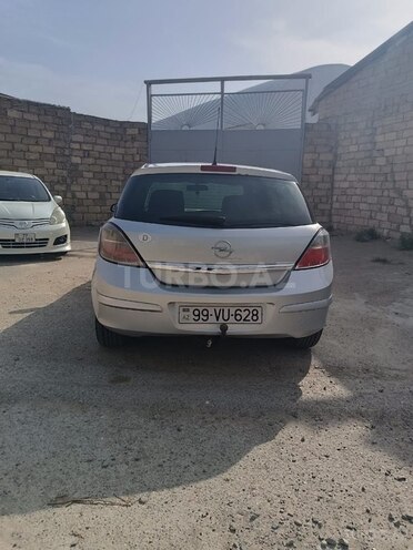 Opel Astra 2009, 243,000 km - 1.4 l - Bakı