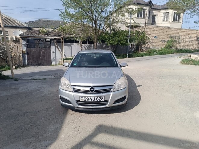 Opel Astra 2009, 243,000 km - 1.4 l - Bakı