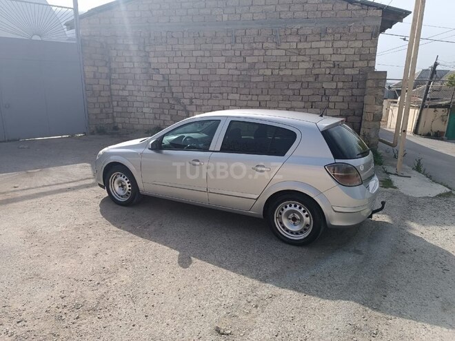 Opel Astra 2009, 243,000 km - 1.4 l - Bakı